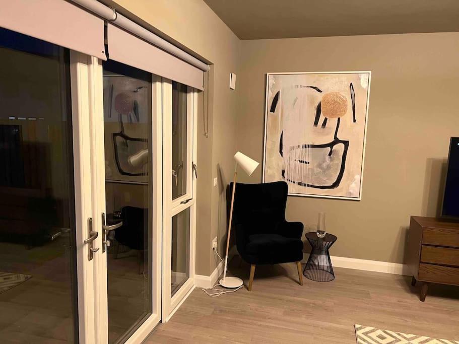 3 Bed Rooms Vip Family House Дъблин Екстериор снимка