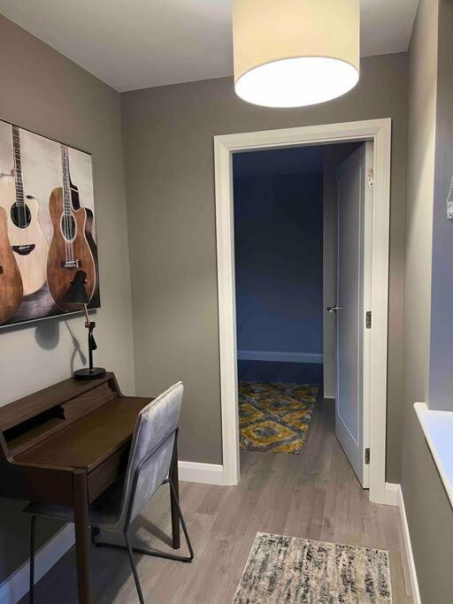 3 Bed Rooms Vip Family House Дъблин Екстериор снимка