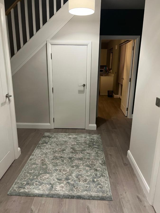 3 Bed Rooms Vip Family House Дъблин Екстериор снимка
